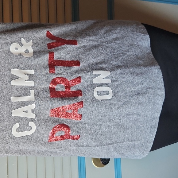 Victoria's Secret Graphic Tank Top - Keep Calm & Party On - Picture 4 of 11
